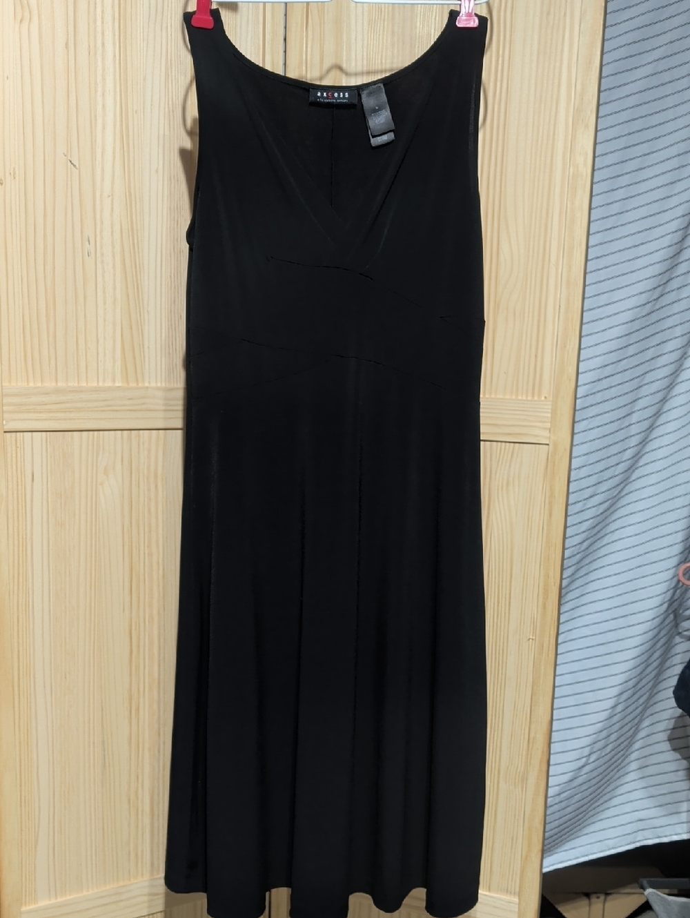 Liz Claiborne Black Sleeveless V-Neck Maxi Dress